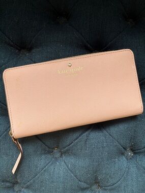 Kate Spade Large Continental Blush Pink Zip Wallet